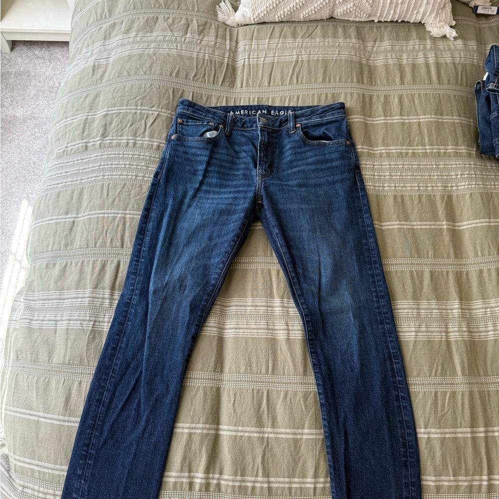 American Eagle Outfitters Women's Dark Blue Straight Leg Jeans
